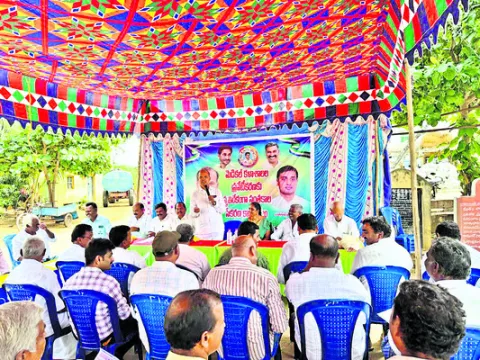 మెడికల్‌ కళాశాలల  ప్రైవేటీకరణను అడ్డుకుందాం  