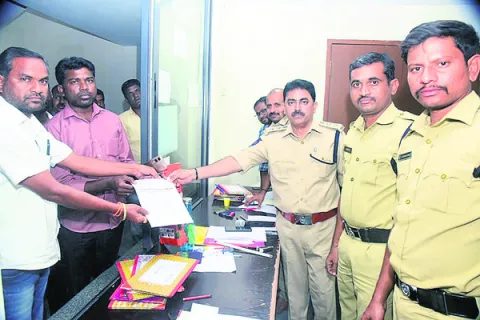 లిక్కర్‌ టెండర్‌కు మరో చాన్స్‌