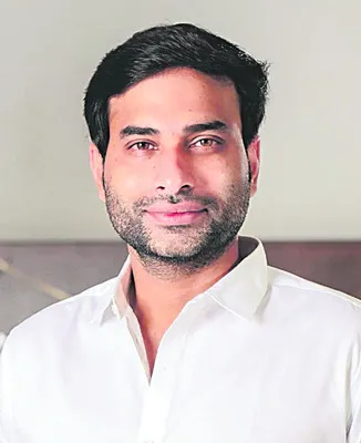 ప్రజలందరికీ దీపావళి శుభాకాంక్షలు