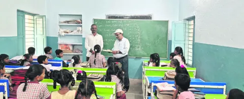 బోధన.. పరిశీలన