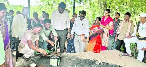 స్వయం ఉపాధిపై దృష్టి సారించాలి