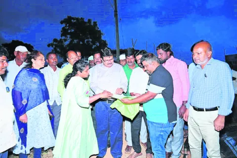 3లక్షల మెట్రిక్ టన్నుల ధాన్యం సేకరణ లక్ష్యం