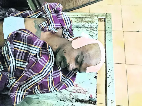 తమ్ముడిని రాడ్‌తో కొట్టి చంపిన అన్న 