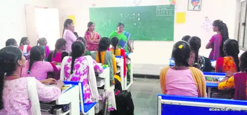 వందశాతం ఉత్తీర్ణతే ధ్యేయం