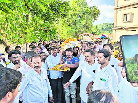 మూగబో