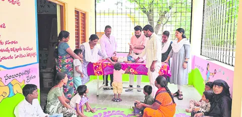 ‘భవిత’ సేవలు సద్వినియోగం చేసుకోవాలి 