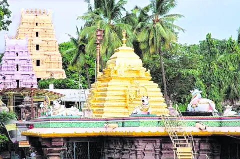 ● శ్రీగిరిలో నేటి నుంచి కార్తీక మాసోత్సవాలు ● ప్రతి సోమ