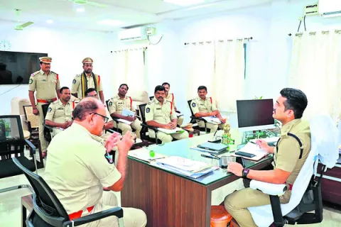 వన భోజనాల ప్రాంతాల్లో పటిష్ట బందోబస్తు