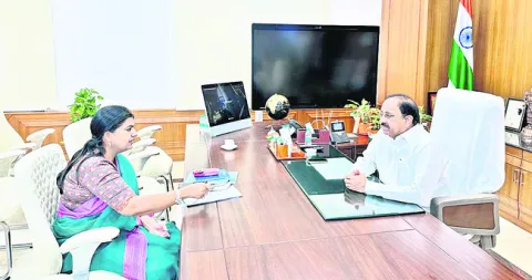 మైలురాయిగా ఎర్త్‌ సైన్స్‌ యూనివర్సిటీ