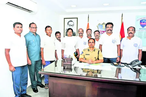 జాగృతి కళాబృందంతో చైతన్యం రావాలి