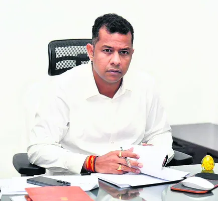 అప్రమత్తంగా ఉండాలి: కలెక్టర్‌ 
