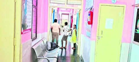రాత్రి వేళల్లో అత్యవసర సేవలు బంద్