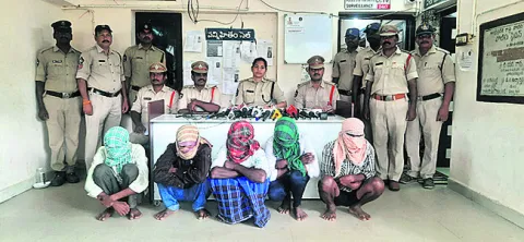 జెడ్పీటీసీ హత్య కేసులో ఏడుగురు అరెస్ట్‌ 