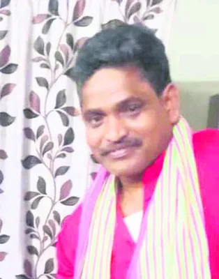 ఆర్థిక ఇబ్బందులతో  వ్యక్తి ఆత్మహత్య