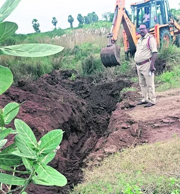 ఇసుక అక్రమ రవాణాకు చెక్‌
