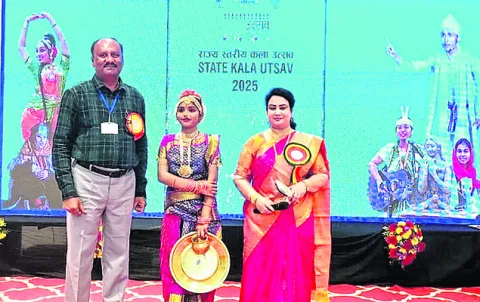 కళా ఉత్సవ్‌ పోటీల్లో ఉమ్మడి కడప జిల్లా విద్యార్థులు 