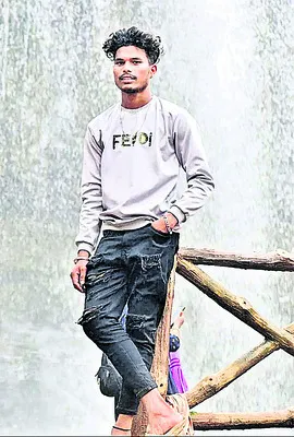 అబుదాబిలో వలస కార్మికుడు మృతి 