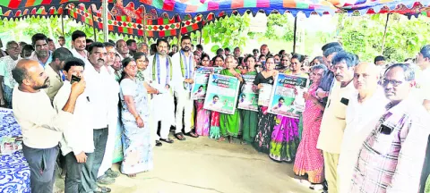 ‘మెడికల్‌ సీట్లు అమ్ముకోవడానికే ప్రైవేటీకరణ’ 