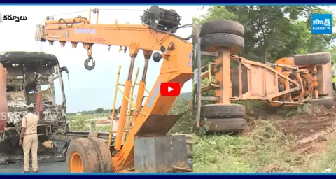Crane Overturn at Kurnool Bus Accident 2