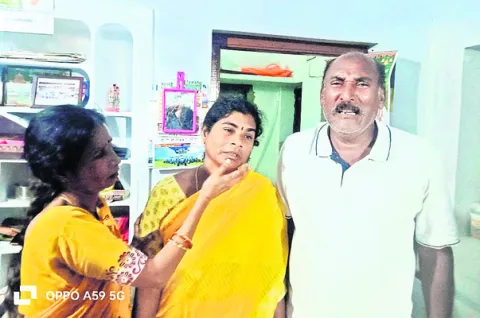 శోకసంద్రంలో అనూషారెడ్డి కుటుంబం