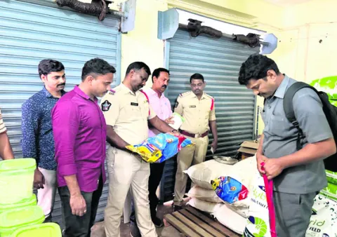 బువ్వనపల్లిలో ఈగల్‌ టీమ్‌ తనిఖీలు 