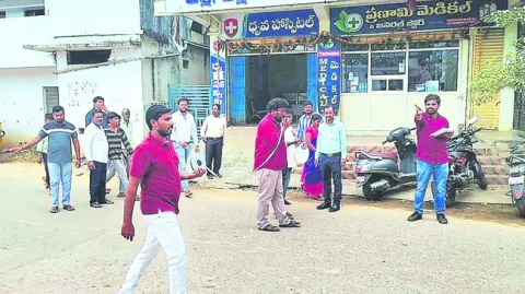 రోడ్డు విస్తరణ సర్వే షురూ