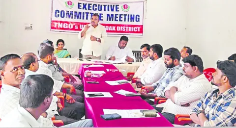 దాచుకున్న మా డబ్బులు ఇవ్వరా..?