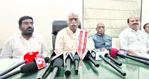 పార్లమెంట్లో చట్టం చేస్తేనే.. బీసీలకు 42 శాతం రిజర్వేష