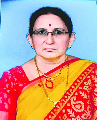 రైతులకు అందుబాటులో ఉండాలి 