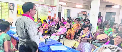 ఆశవర్కర్లకు రూ.25వేల వేతనం చెల్లించాలి