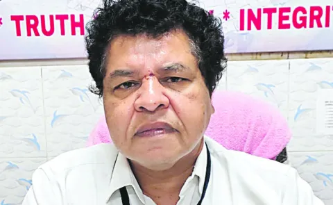 Dr Sai Sudhir Head of the Forensic Department Kurnool Medical College on kurnool bus accident