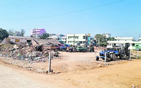 బిగుస్తున్న ఉచ్చు 