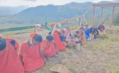 Alluri District: Tribal Protest At Meghala Konda View Point