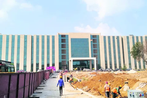 అందుబాటులోకి ఎయిమ్స్‌ అడ్మినిస్ట్రేటివ్‌ భవనం