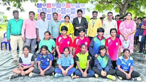 జిల్లా స్థాయి వాలీబాల్ పోటీలు
