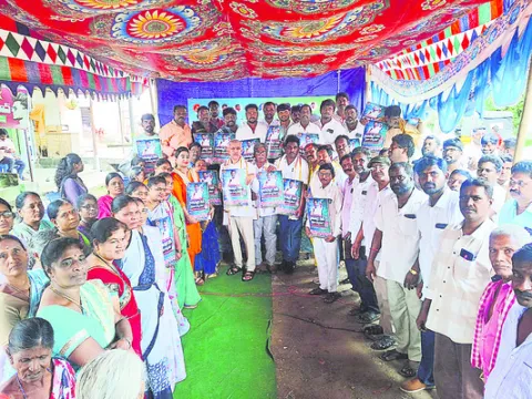 వైద్య కళాశాలల ప్రైవేటీకరణ దుర్మార్గం