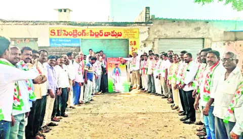 రోడ్ల అభివృద్ధికి రూ.120కోట్ల నిధులు మంజూరు