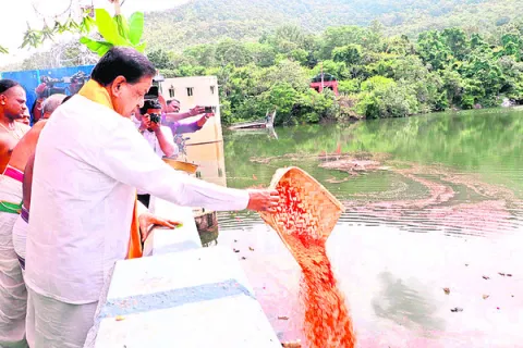 ‘పాపవినాశనం’లో గంగ పూజ