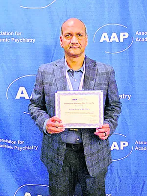 అమెరికాలో విశాఖ వైద్యుడికి అరుదైన గౌరవం