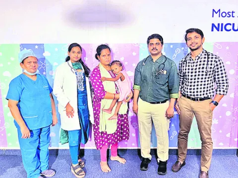 20 ఐరన్‌ టాబ్లెట్లు మింగిన చిన్నారికి పునర్జన్మ 