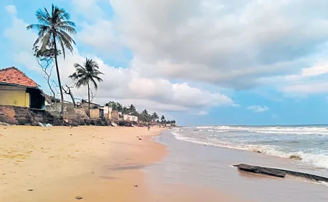 Surge likely on Kakinada coast due to severe cyclone