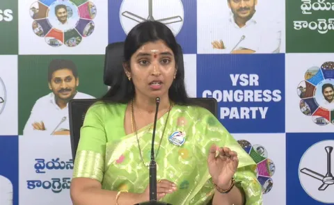 are syamala slams chandrababu government over kurnool bus accident