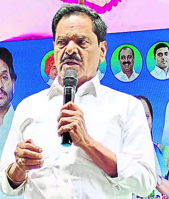 ప్రభుత్వ నిర్లక్ష్యం వల్లే నిండు ప్రాణాలు బలి 