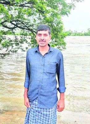 ఉరేసుకుని ఒకరు ఆత్మహత్య