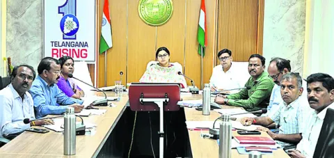 కొనుగోళ్లు పకడ్బందీగా నిర్వహించాలి