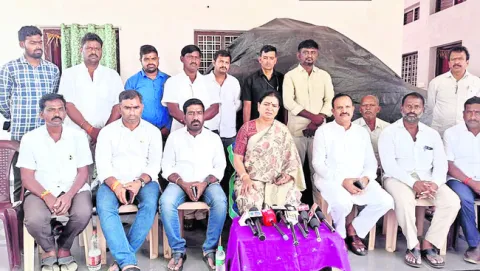 మోదీ చొరవతోనే రైల్వేలైన్కు మోక్షం