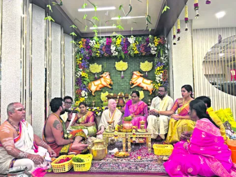 నాణ్యమైన ఫర్నిచర్‌ను విక్రయిస్తున్నాం 
