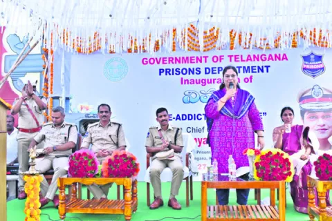 ఖైదీలు సత్ప్రవర్తన కలిగి ఉండాలి