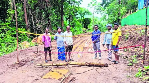 పర్యాటక ప్రాంతాలు మూసివేత