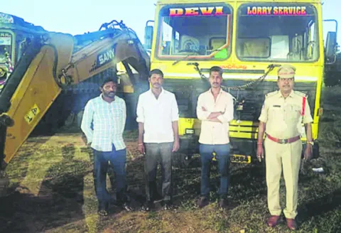 అక్రమ మట్టి తవ్వకాలపై ఉక్కుపాదం